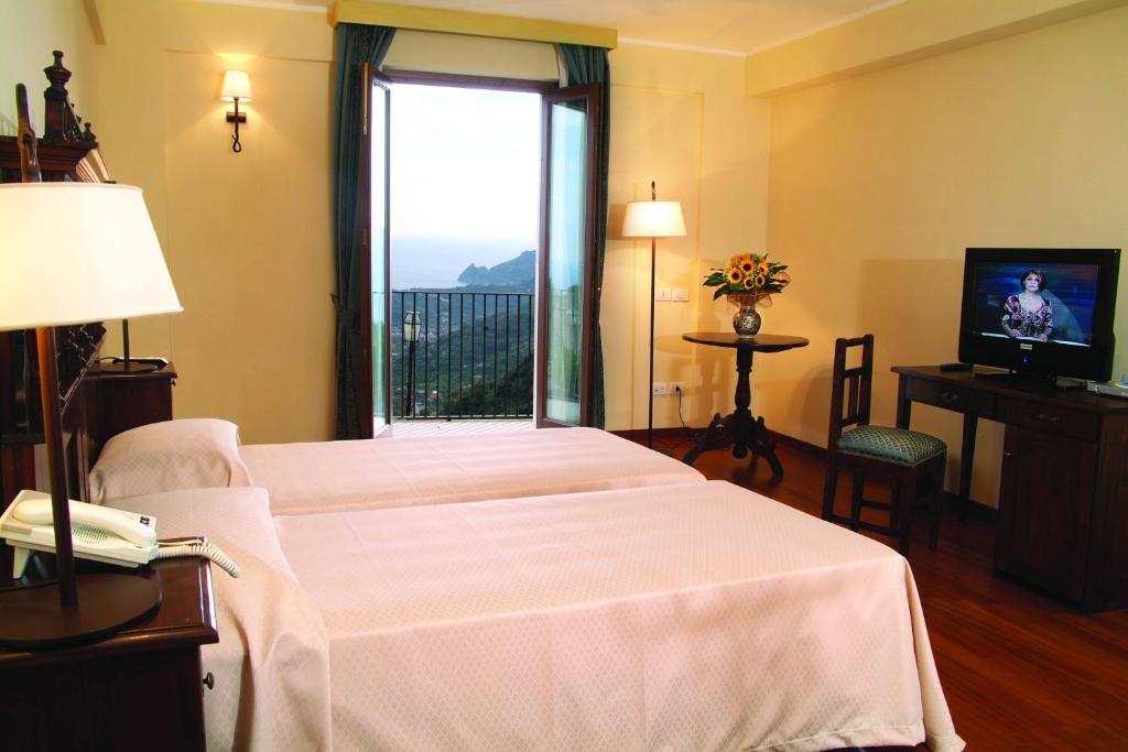 Resort Borgo San Rocco Savoca Szoba fotó