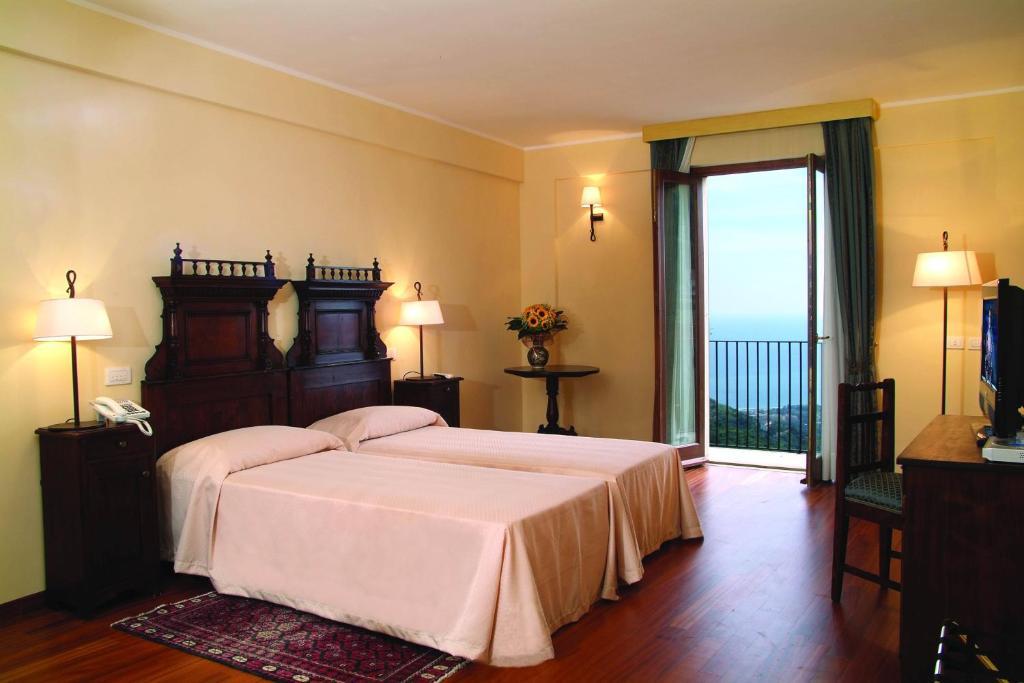 Resort Borgo San Rocco Savoca Szoba fotó